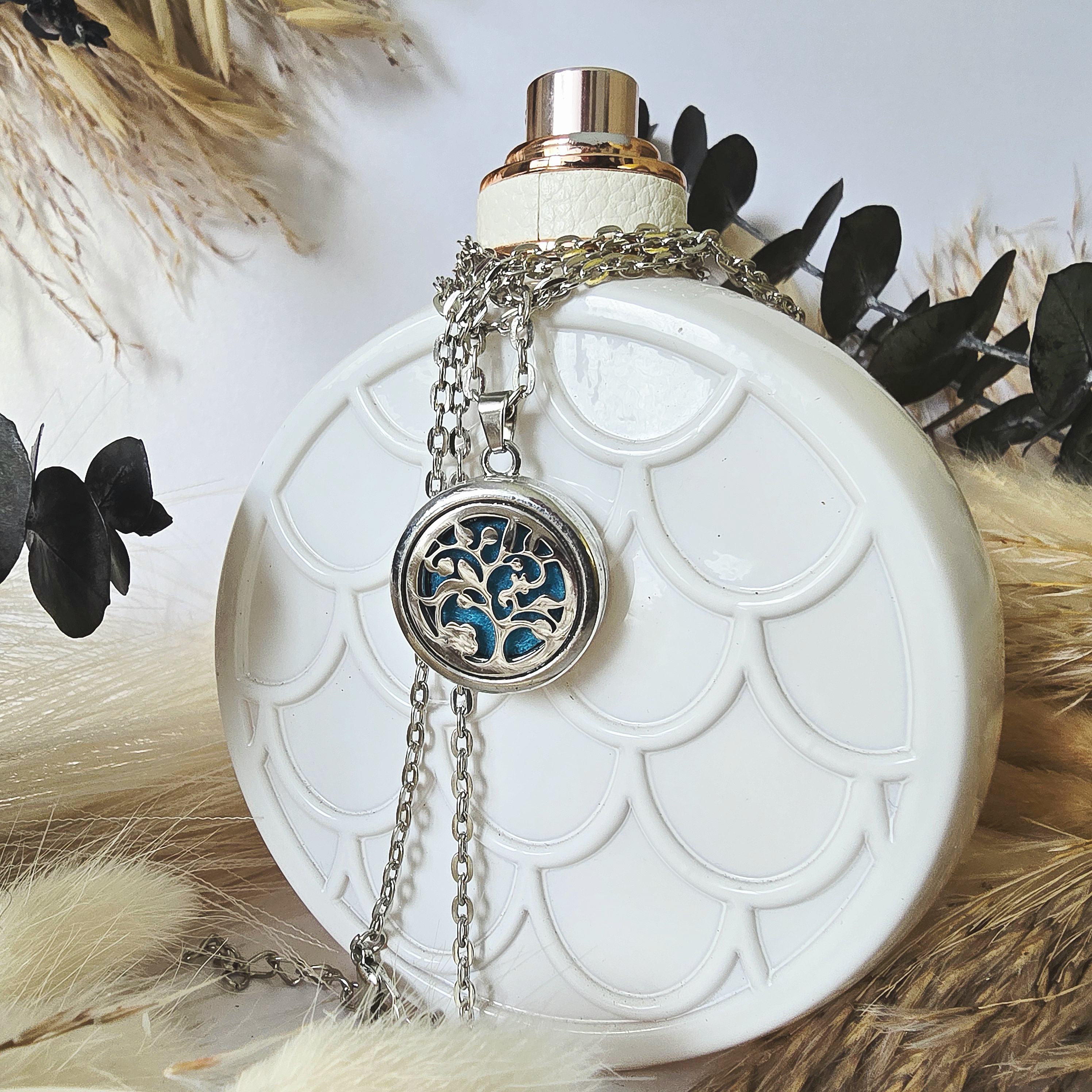 Floral Aroma Locket Chain